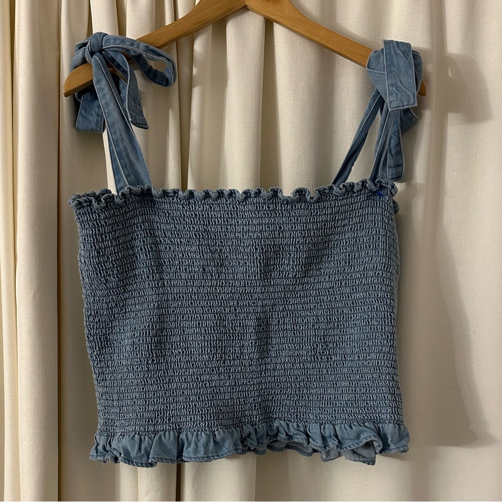 American Eagle top